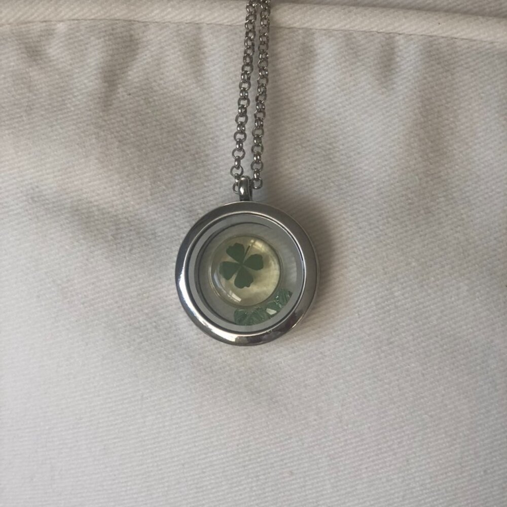 Necklace - Picture 4 of 5